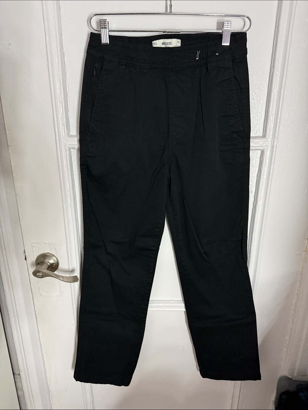 Hollister Men's Black Chino-Style Elastic Waist Pants